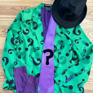 Women’s Joker Costume Size 6/8 Jacket, Hat, Tie, Gloves Pet Free Home